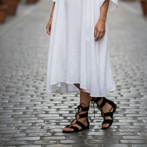 Banana Republic NWOT Black Lace Up Sandals